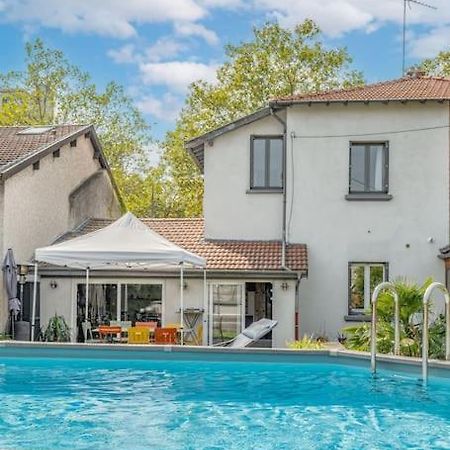 Maison A Lyon Parilly Avec Piscine, Jardin, Parking Prive & Proche Eurexpo Vénissieux Екстериор снимка