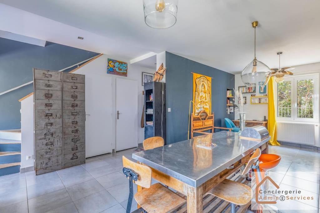 Maison A Lyon Parilly Avec Piscine, Jardin, Parking Prive & Proche Eurexpo Vénissieux Екстериор снимка